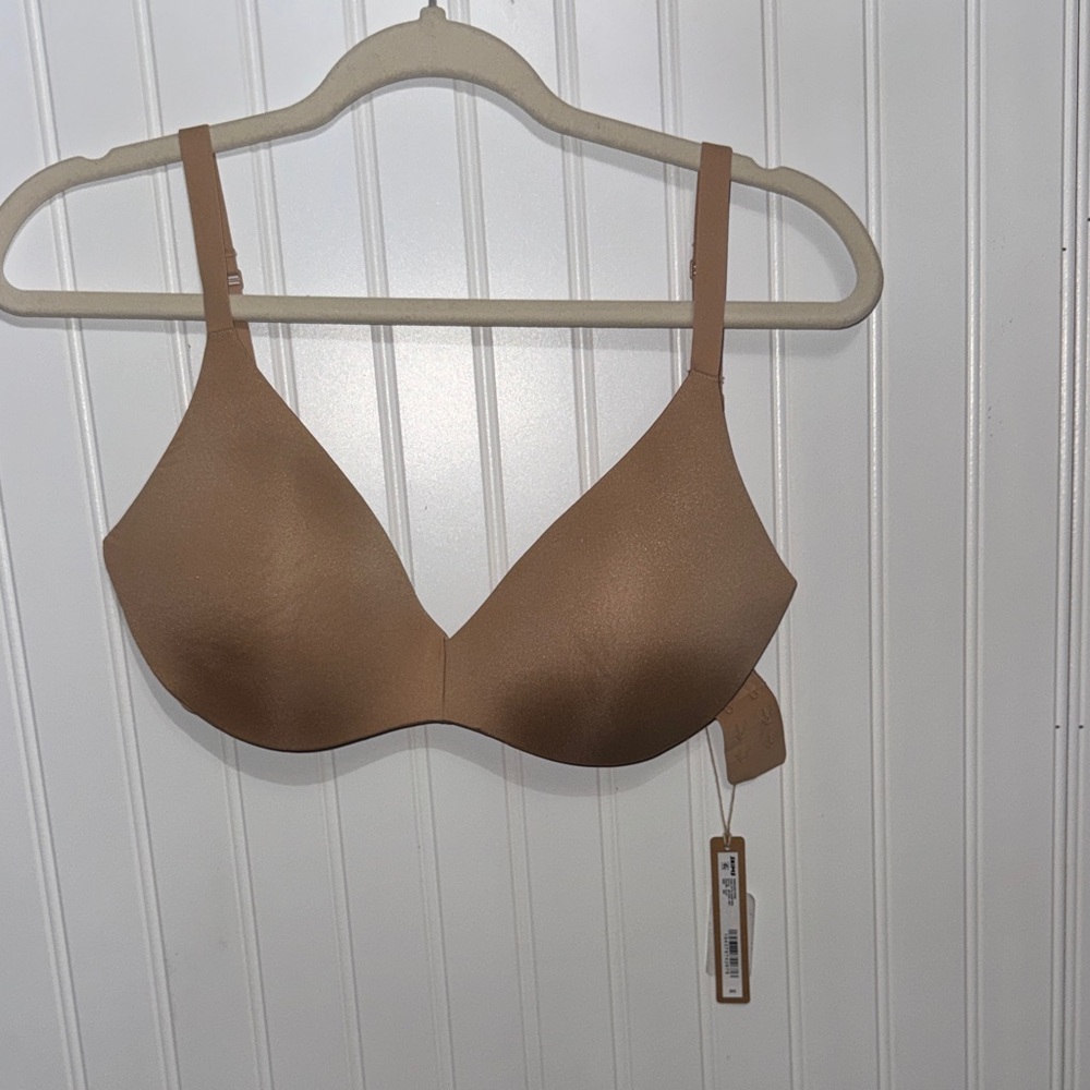 Wireless form, push-up plunge Bra